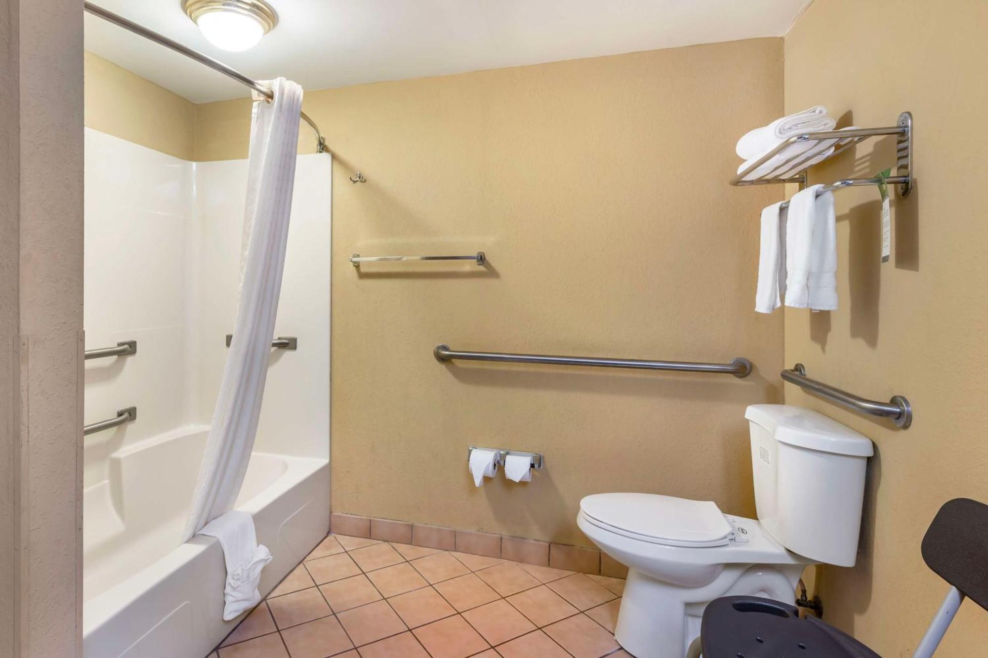 Best Western Bradford Inn Swainsboro Extérieur photo