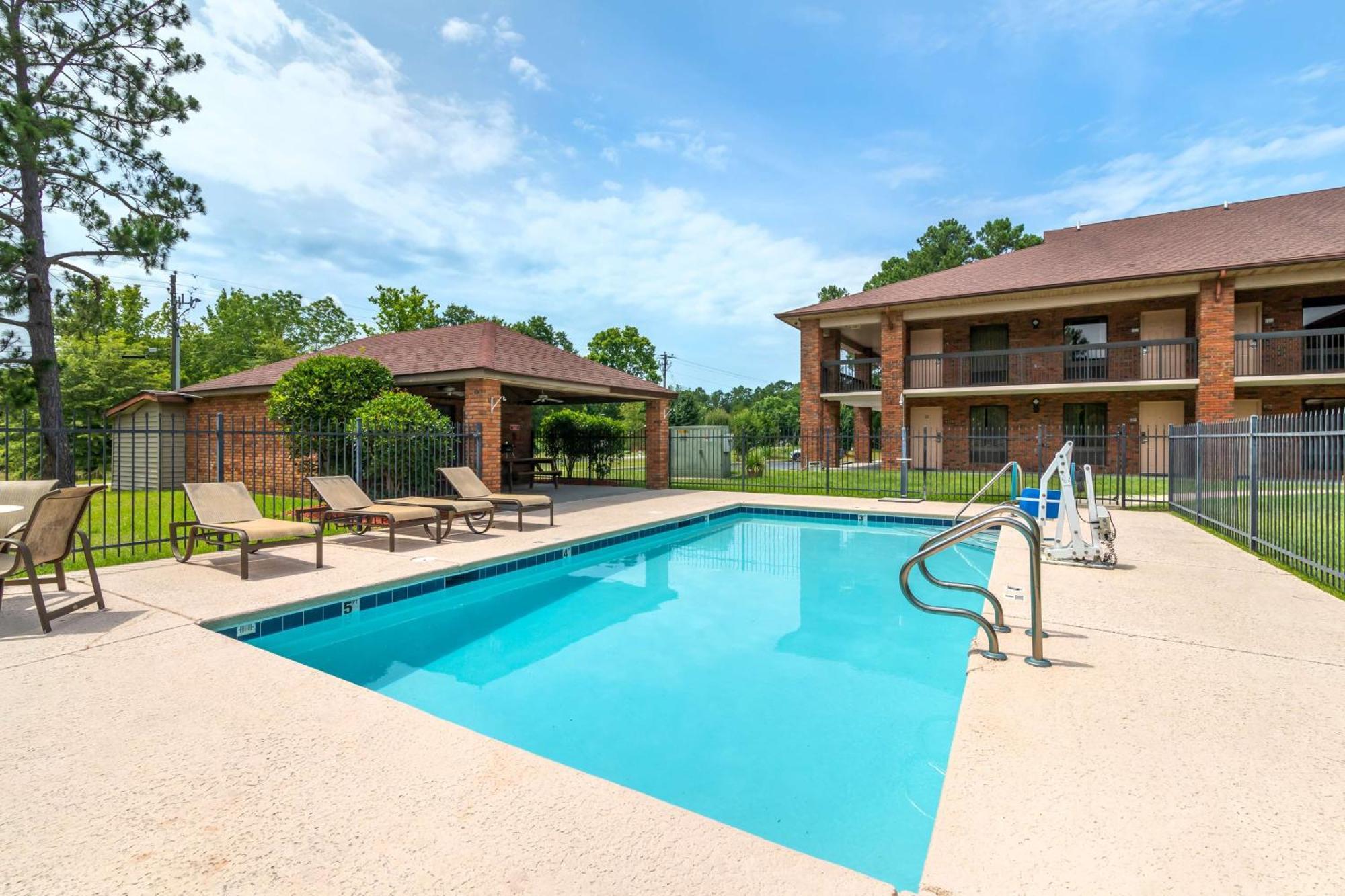 Best Western Bradford Inn Swainsboro Extérieur photo
